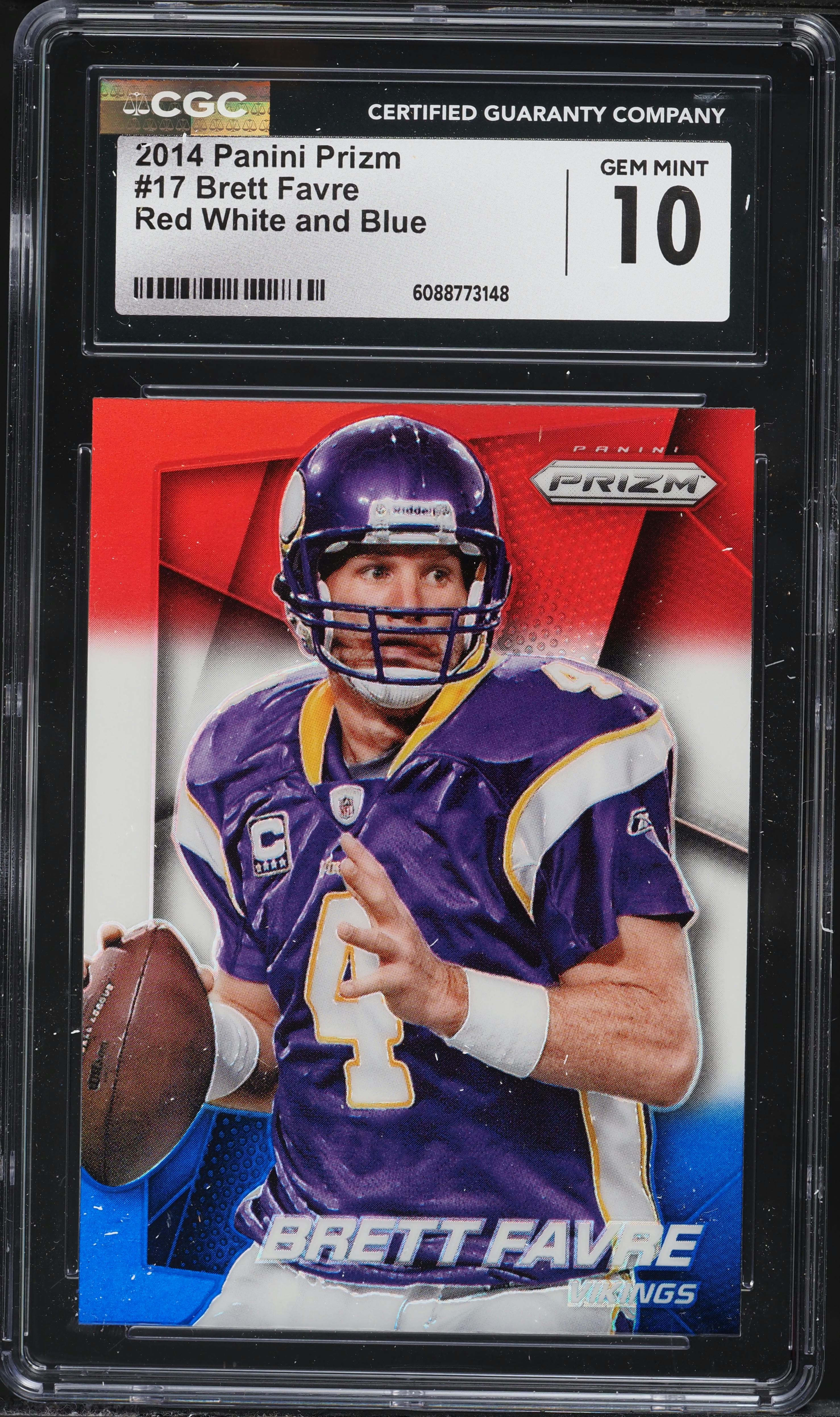 2014 Panini Prizm Red White And Blue Brett Favre #17 CGC 10 GEM
