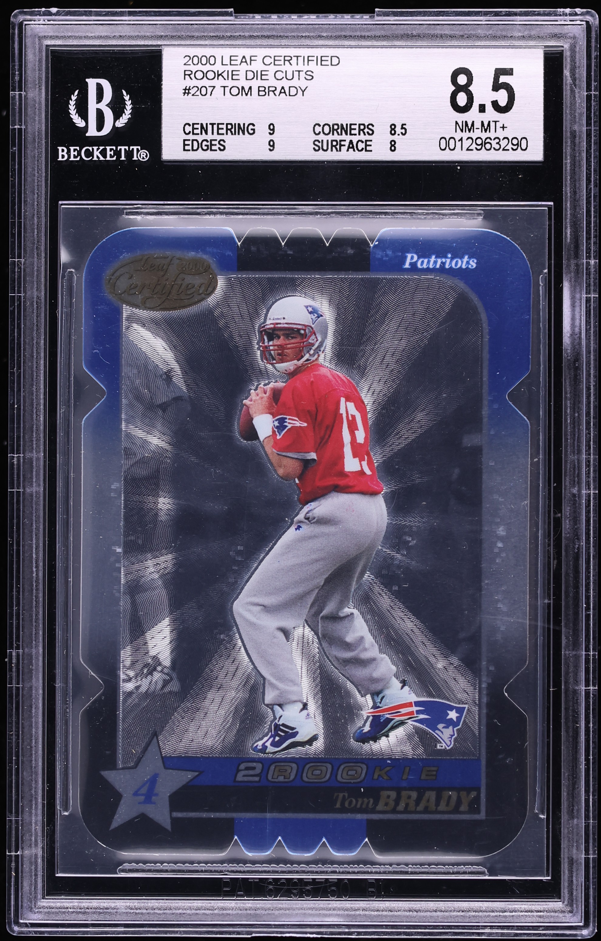 2000 Leaf Certified Die-Cut Tom Brady ROOKIE /1500 #207 BGS 8.5 NM