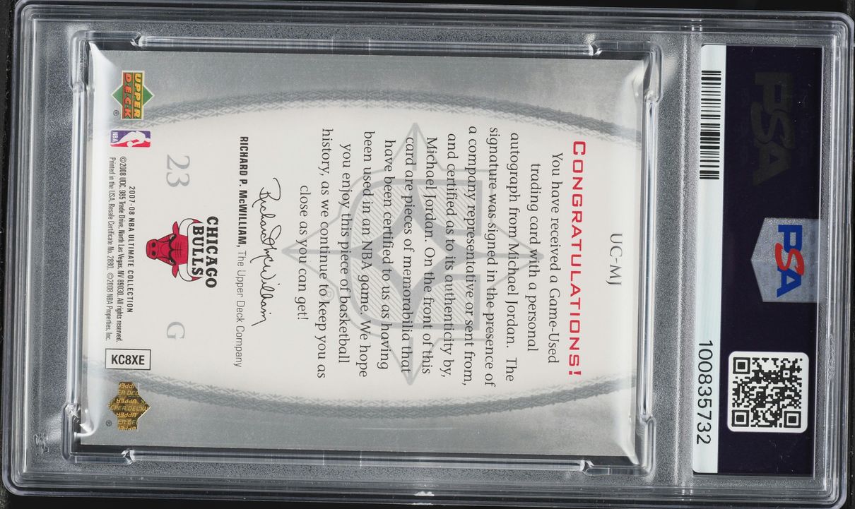 2007 Ultimate Collection Commitment Michael Jordan PATCH AUTO DNA 10 /25 #UC-MJ PSA 8 NM-MT
