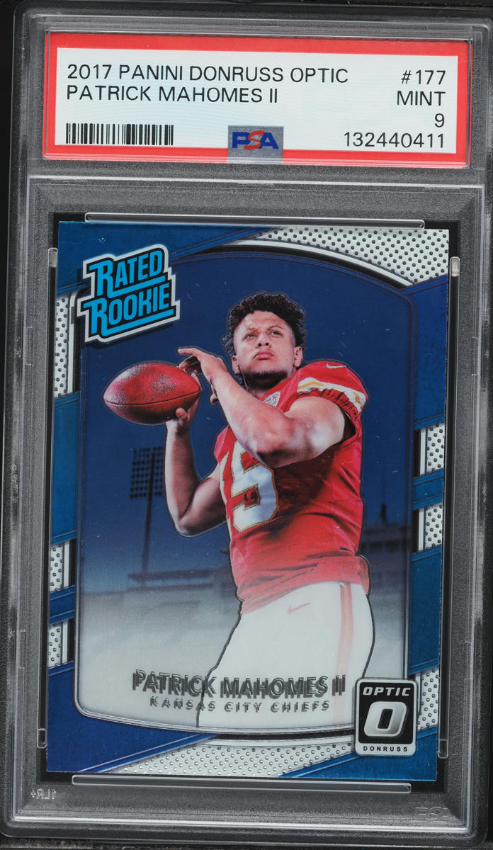 2017 Donruss Optic Patrick Mahomes II ROOKIE #177 PSA 9 MINT