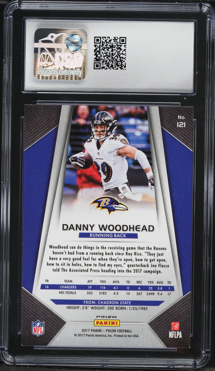2017 Panini Prizm Prizm White Sparkle Danny Woodhead #121 CSG 8.5 NM-MT+
