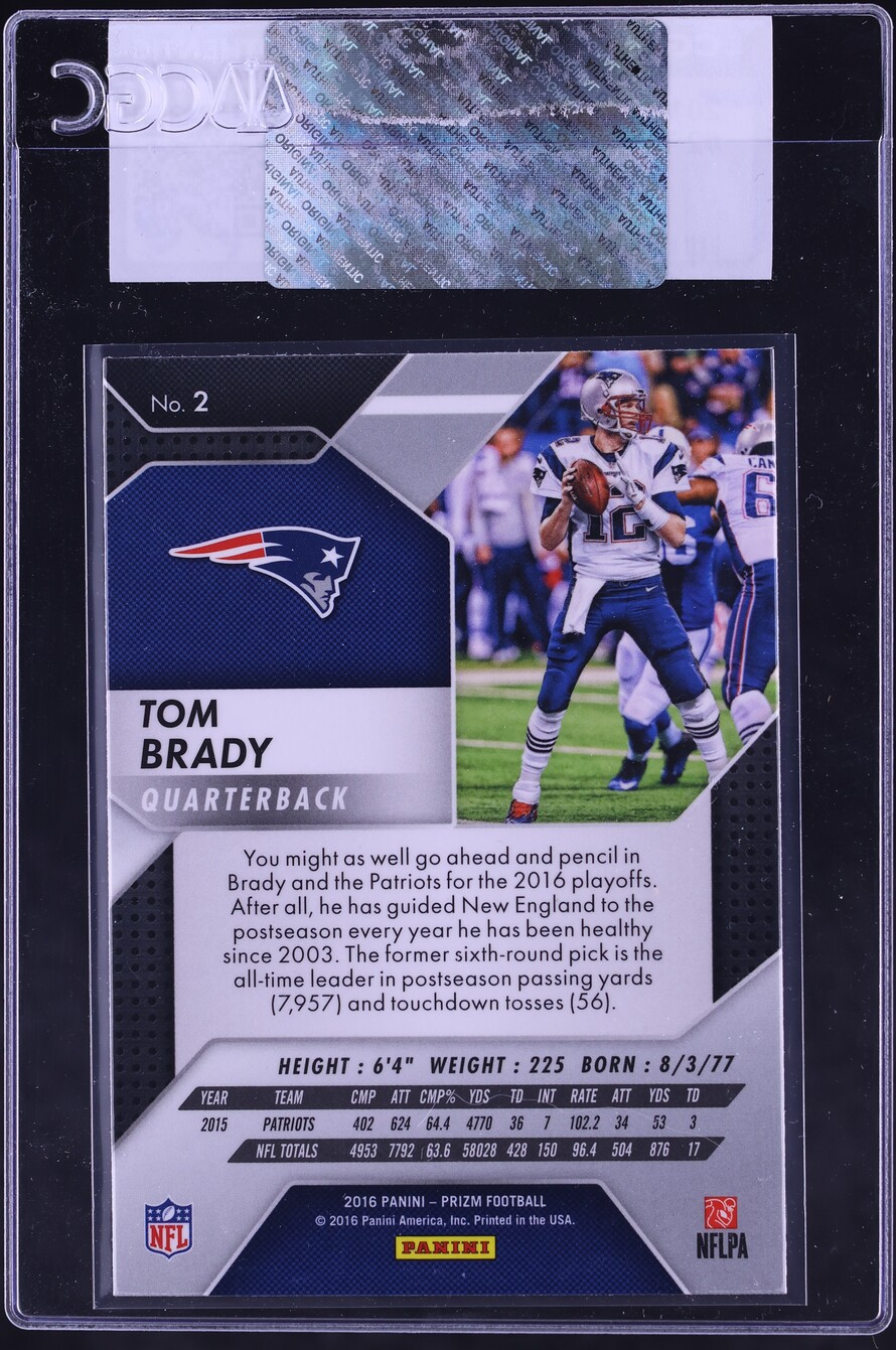 2016 Panini Prizm Tom Brady #2 CGC AUTH