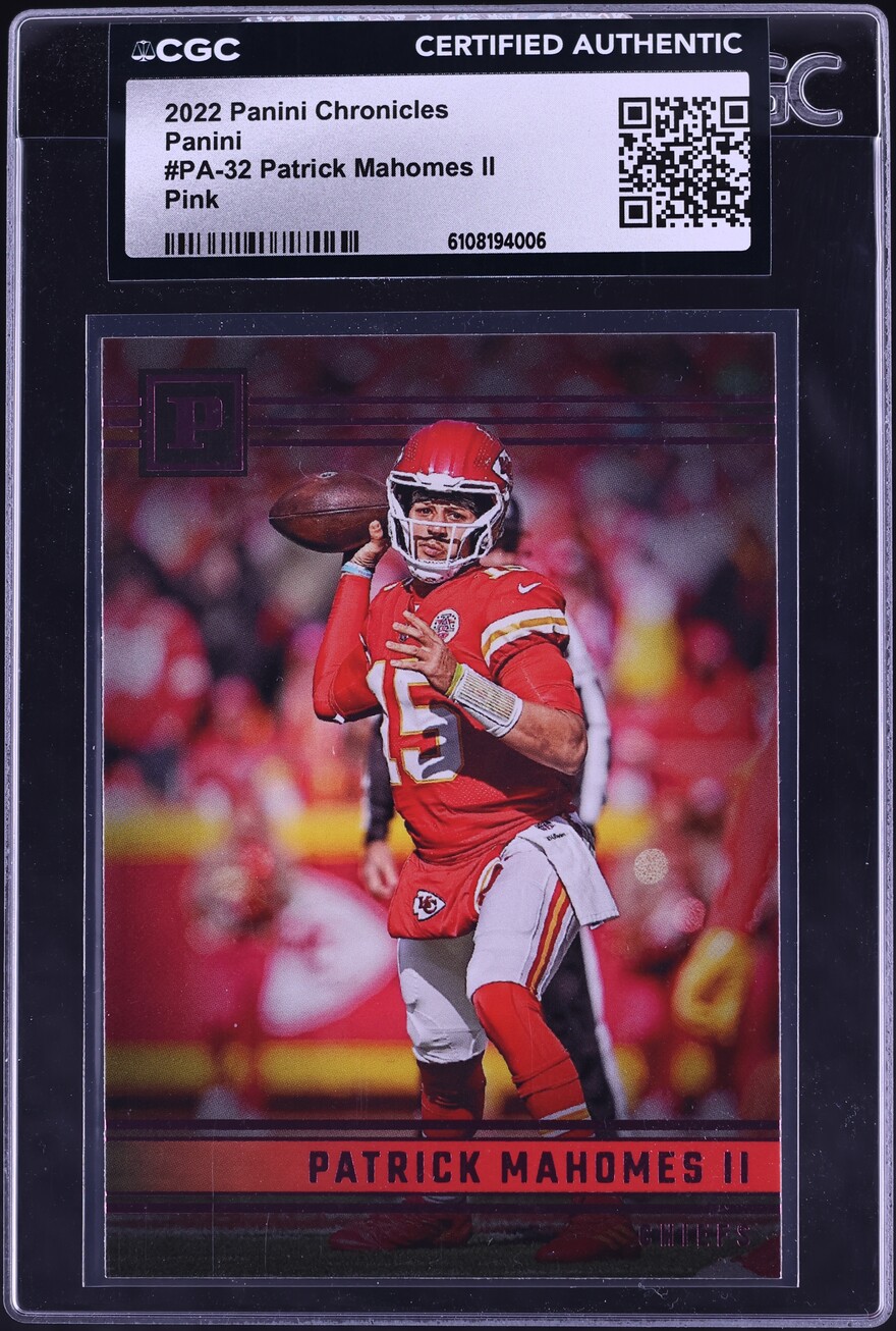 2022 Panini Chronicles Pink Patrick Mahomes II #PA-32 CGC AUTH