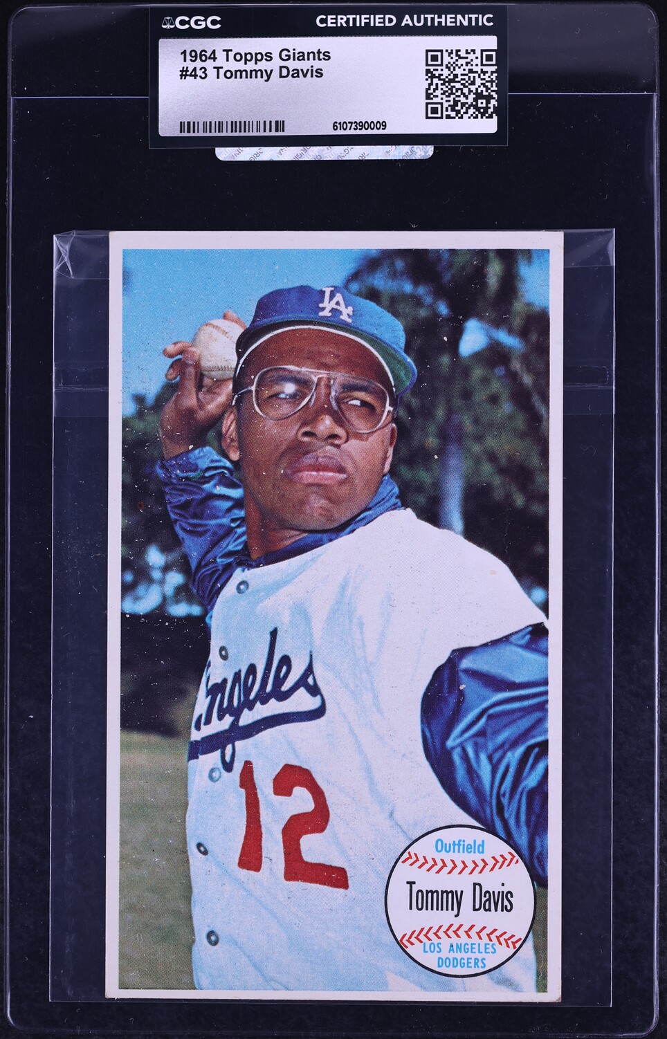 1964 Topps Giants Tommy Davis #43 CGC AUTH