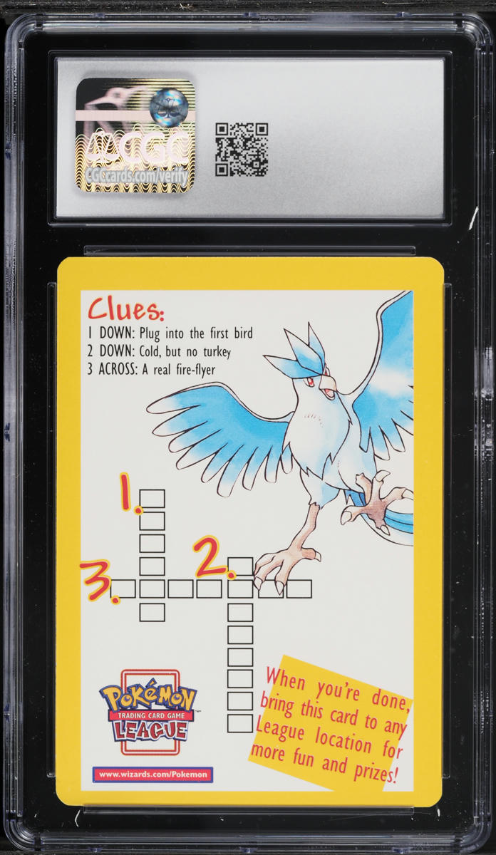 2000 Pokemon Insert Card WotC Promo Legendary Birds CGC 8 NM-MT on