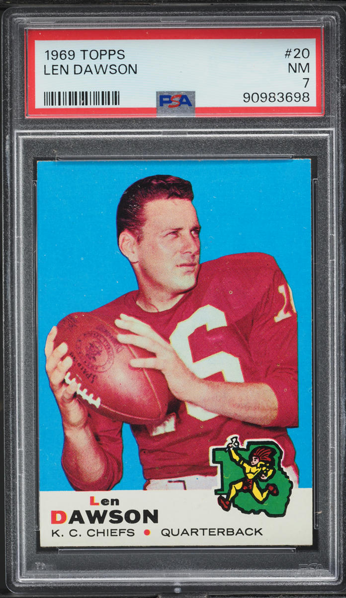 1969 Topps Football Len Dawson #20 PSA 7 NRMT