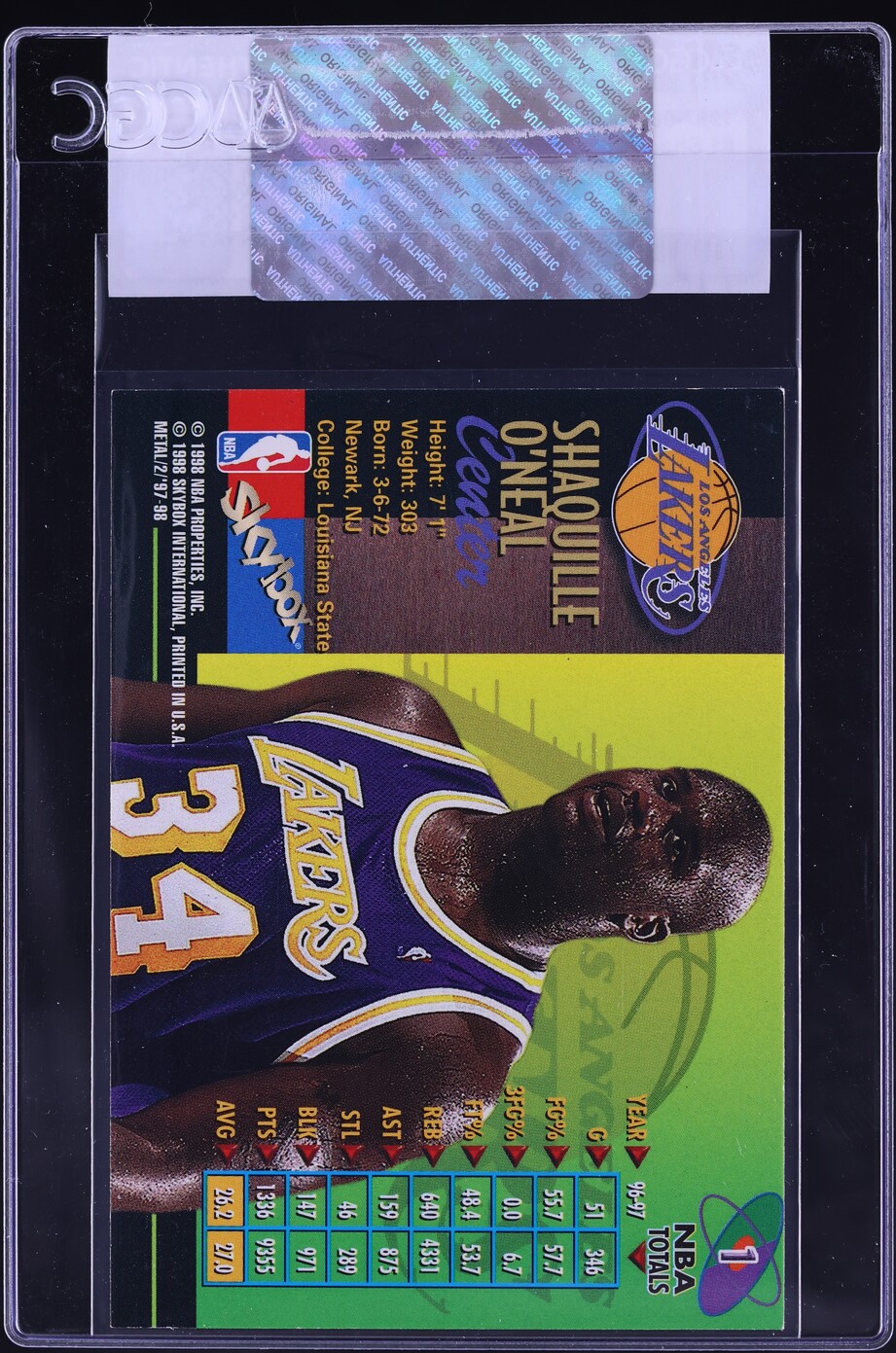 1997 Metal Universe Championship Shaquille O'Neal #1 CGC AUTH