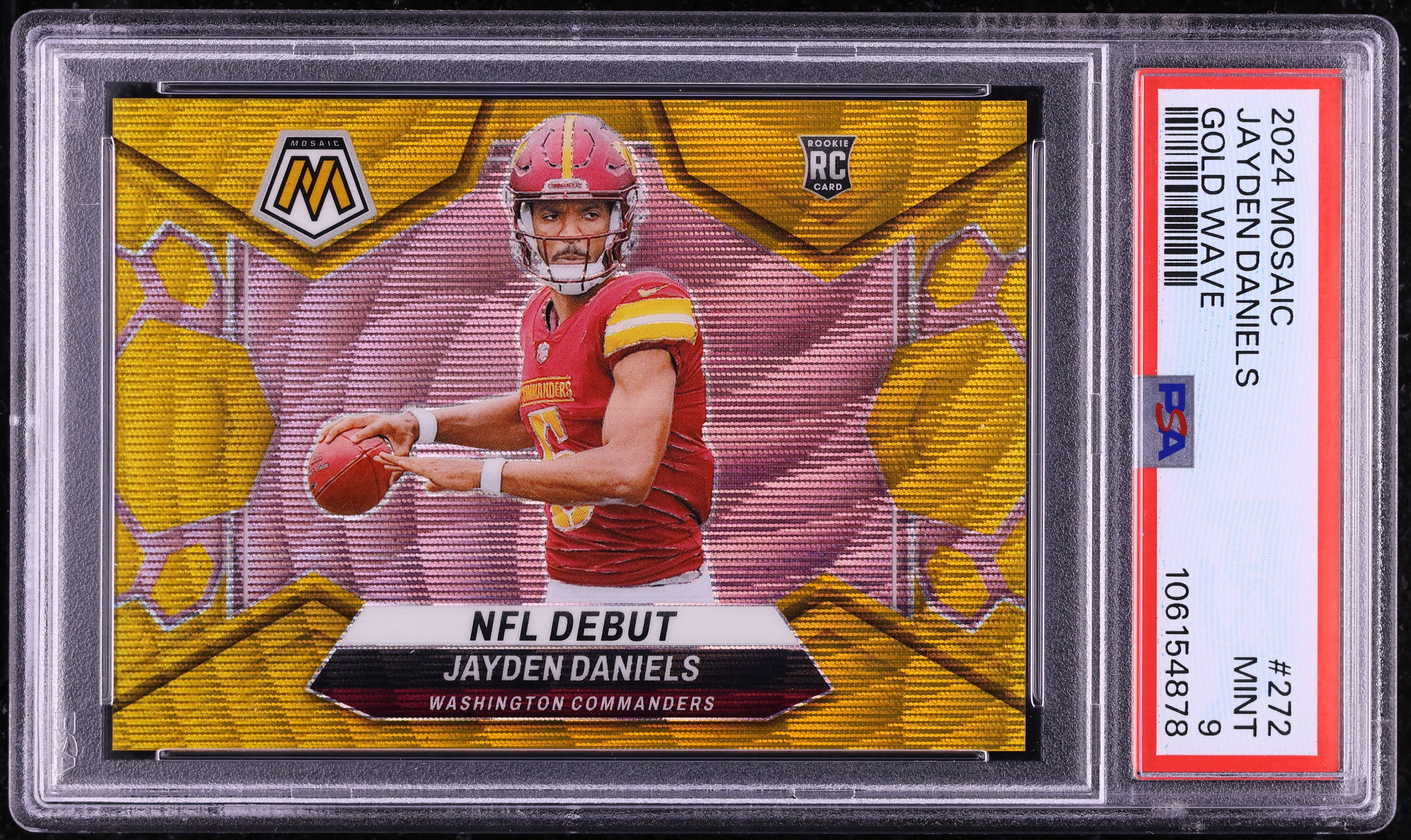 2024 Panini Mosaic Gold Wave Jayden Daniels ROOKIE /17 #272 PSA 9
