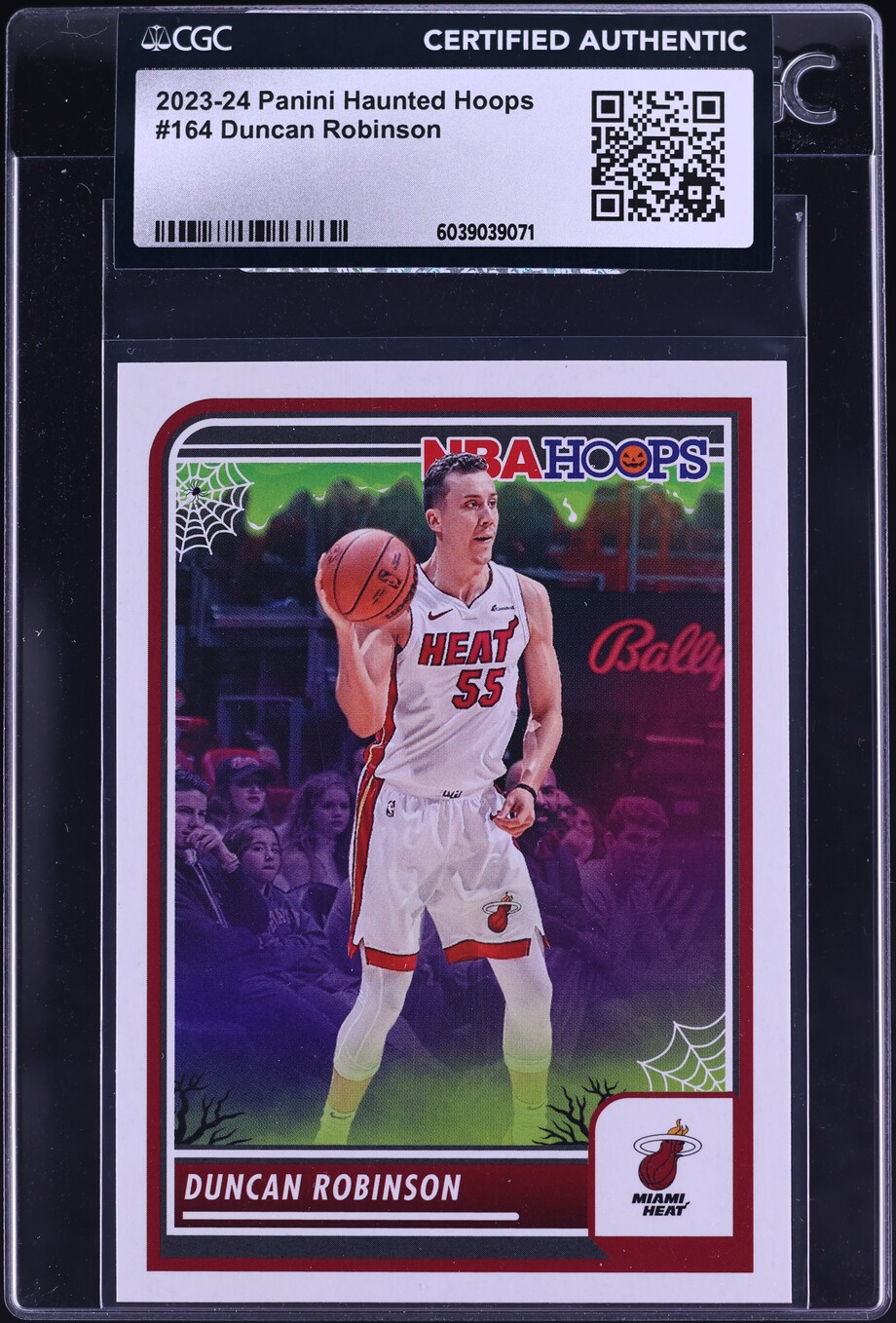 2023 Haunted Hoops Duncan Robinson #164 CGC AUTH