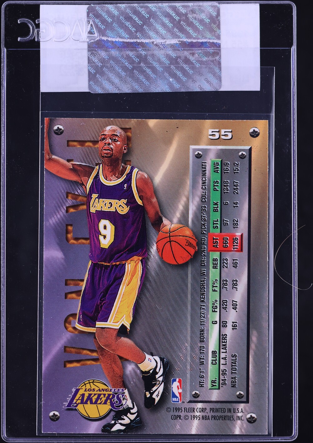 1995 Metal Basketball Nick Van Exel #55 CGC AUTH