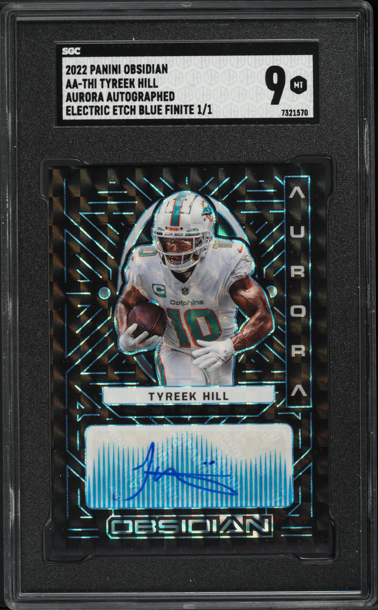 2022 Panini Obsidian Aurora Electric Etch Blue Finite Tyreek Hill AUTO 1/1 #AA-THI SGC 9 MINT