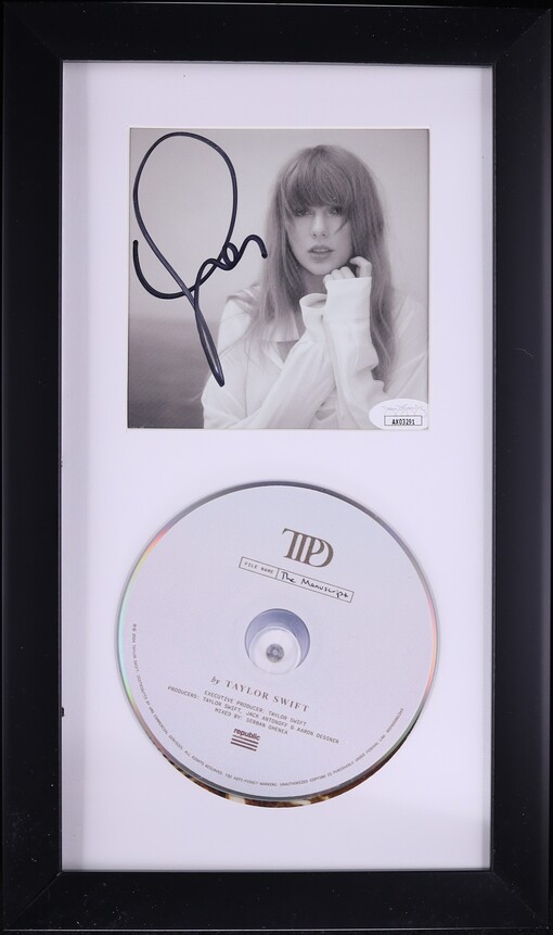 Taylor Swift Signed Autographed Framed CD Insert - JSA AUTH on