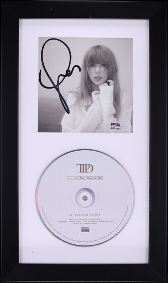 Taylor Swift Signed Autographed Framed CD Insert - PSA AUTH on