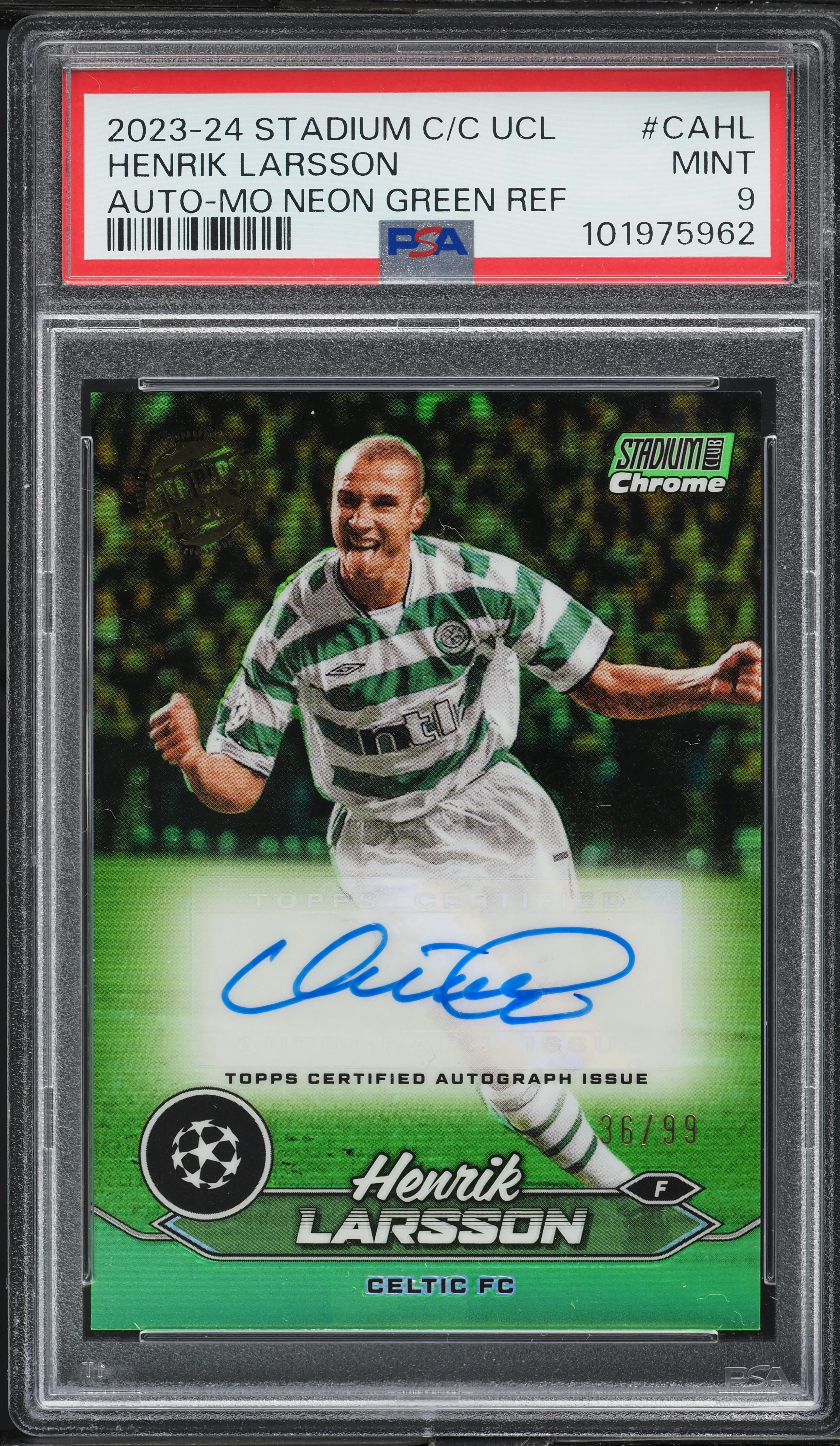 2023 Topps Chrome Stadium Club UEFA Green Ref. Henrik Larsson AUTO