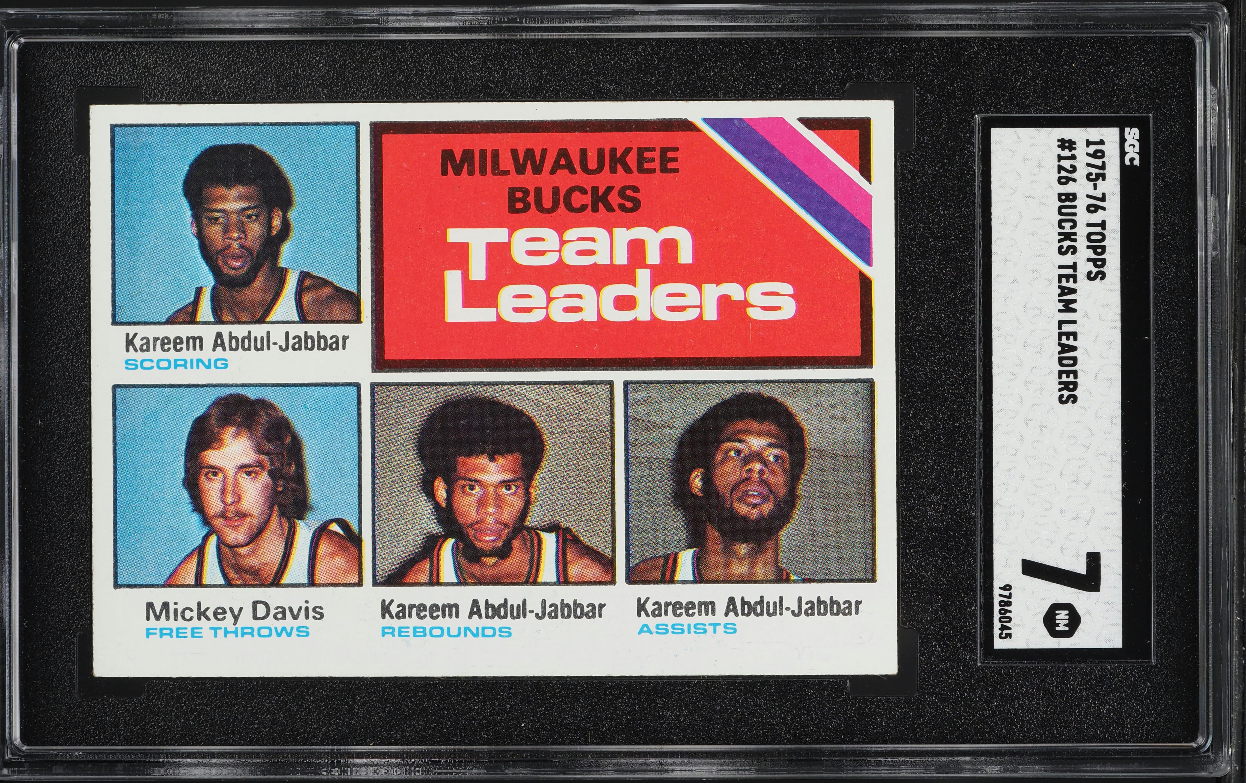 1975 Topps Basketball Milwaukee Bucks Kareem Abdul-Jabbar TEAM