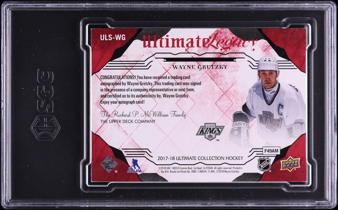 2017 Ultimate Collection Legacy Red Wayne Gretzky AUTO /10 #USL-WG SGC 8.5