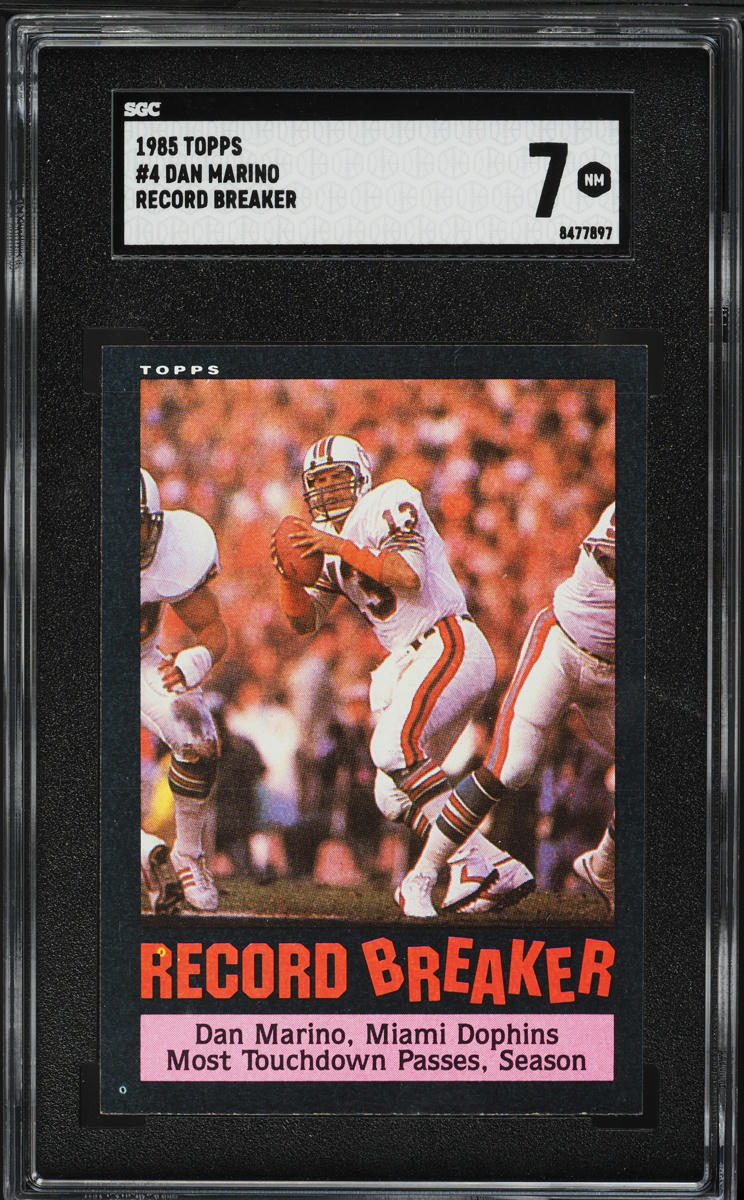 1985 Topps Football Dan Marino RECORD BREAKER #4 SGC 7 NRMT
