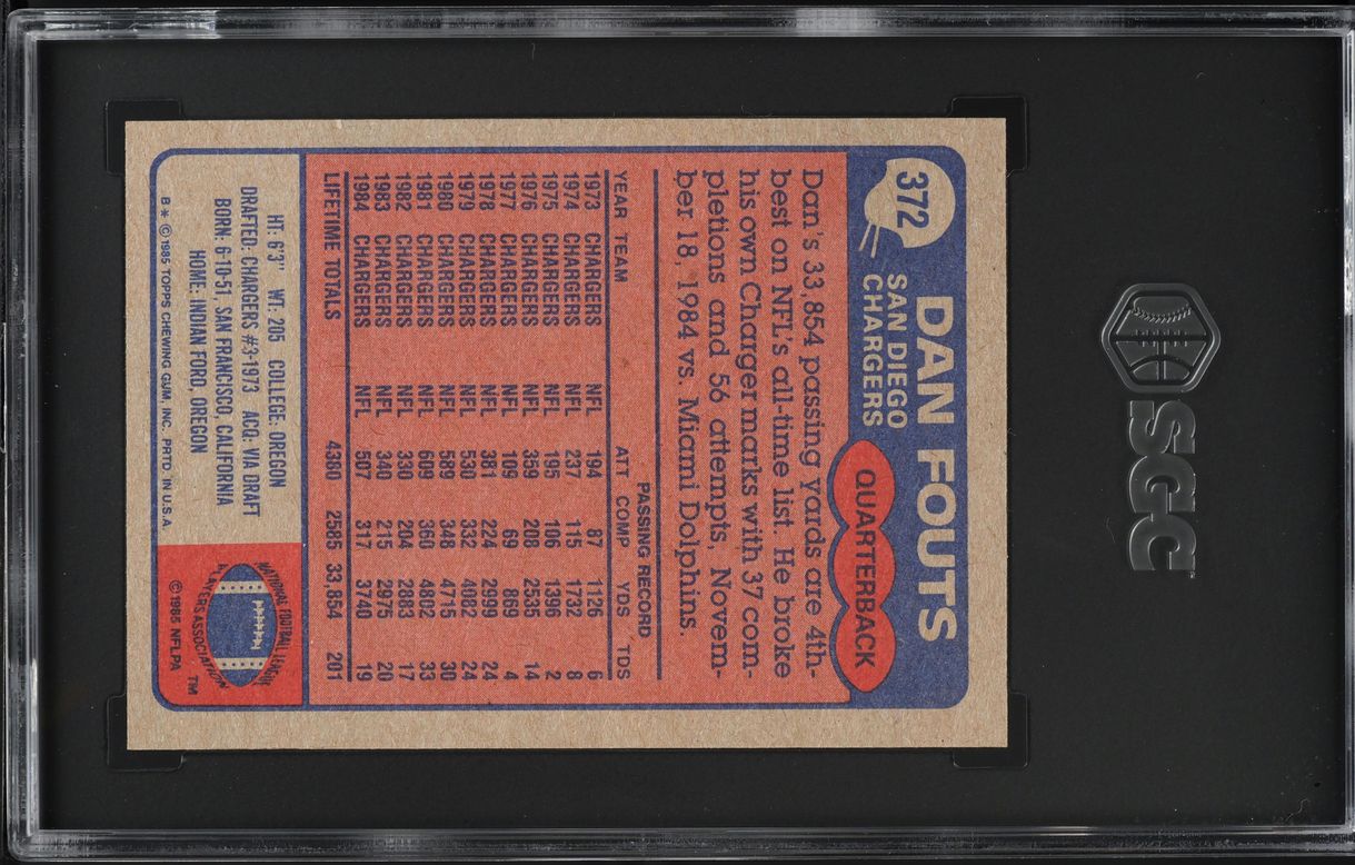 1985 Topps Football Dan Fouts #372 SGC 6 EXMT