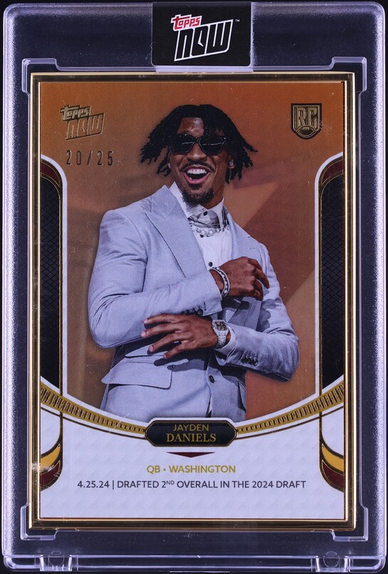 2024-25 Bowman Chrome Sapphire University #30 Jayden Nunn on