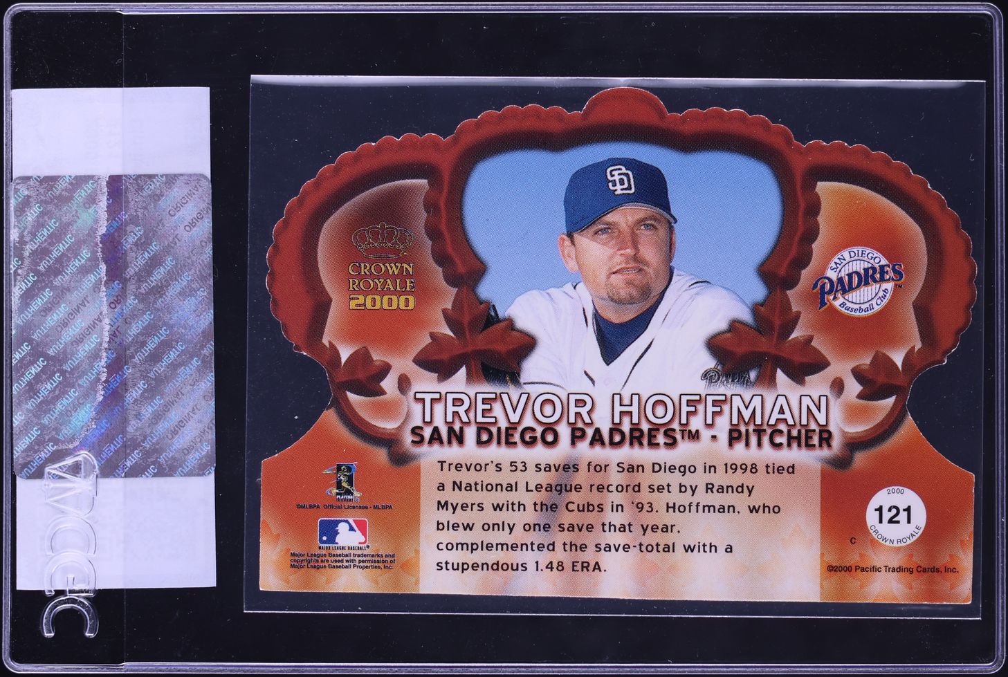 2000 Pacific Crown Royale Limited Series Trevor Hoffman /144 #121 CGC AUTH
