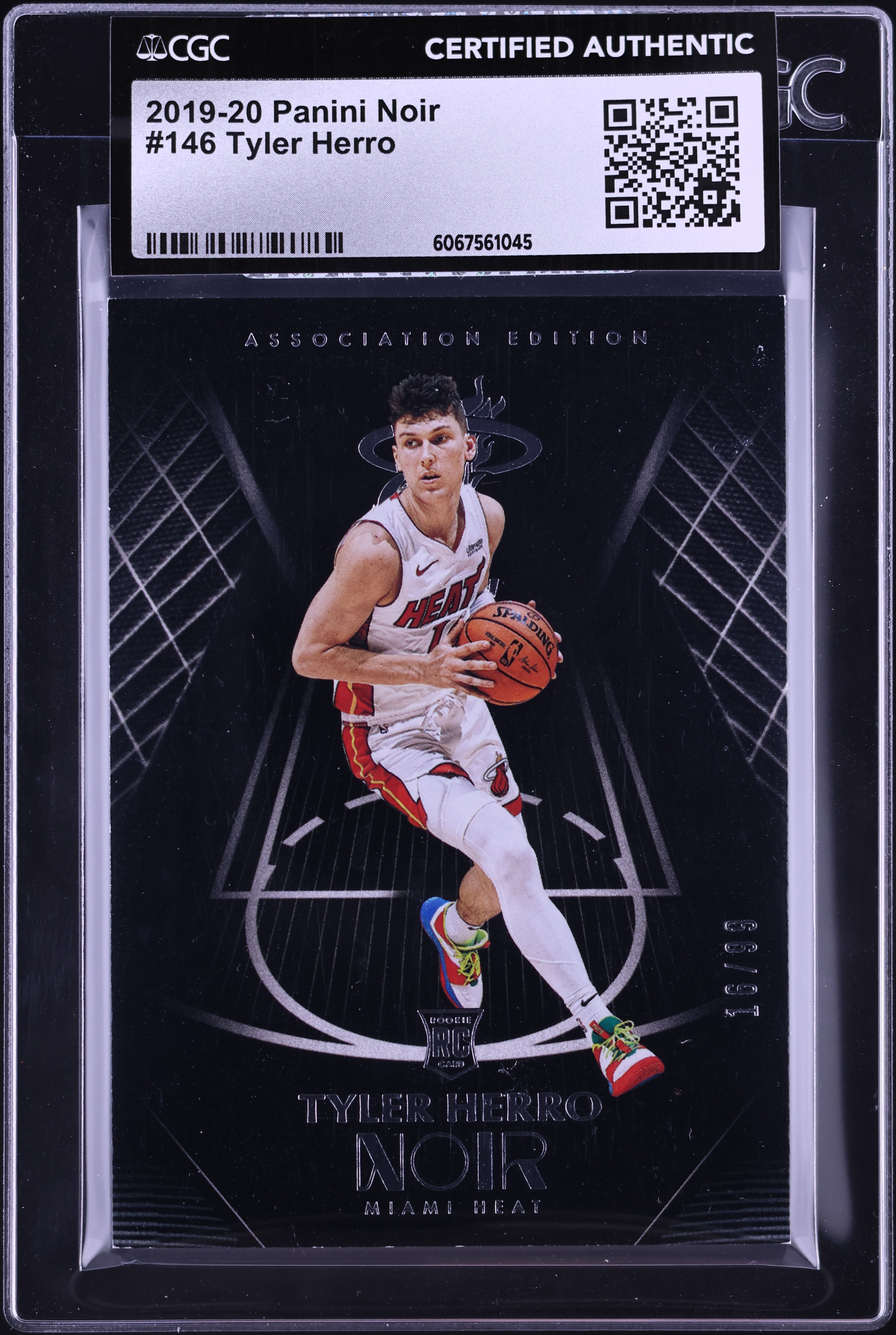 2019 Panini Noir Tyler Herro ROOKIE /99 #146 CGC AUTH on Fanatics 