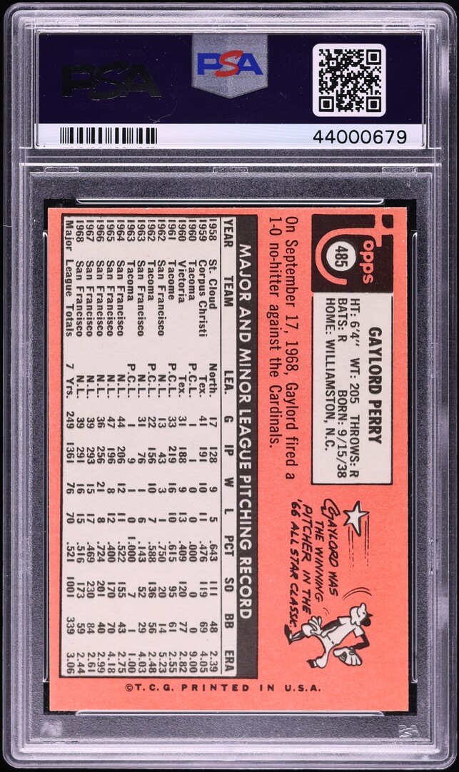1969 Topps Gaylord Perry LAST NAME IN YELLOW #485 PSA 9 MINT