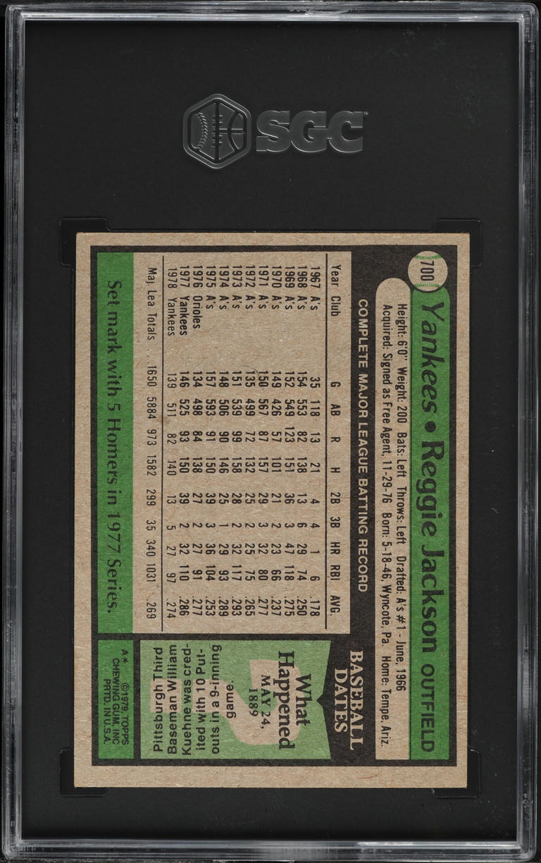 1979 Topps Reggie Jackson #700 SGC 7 NRMT