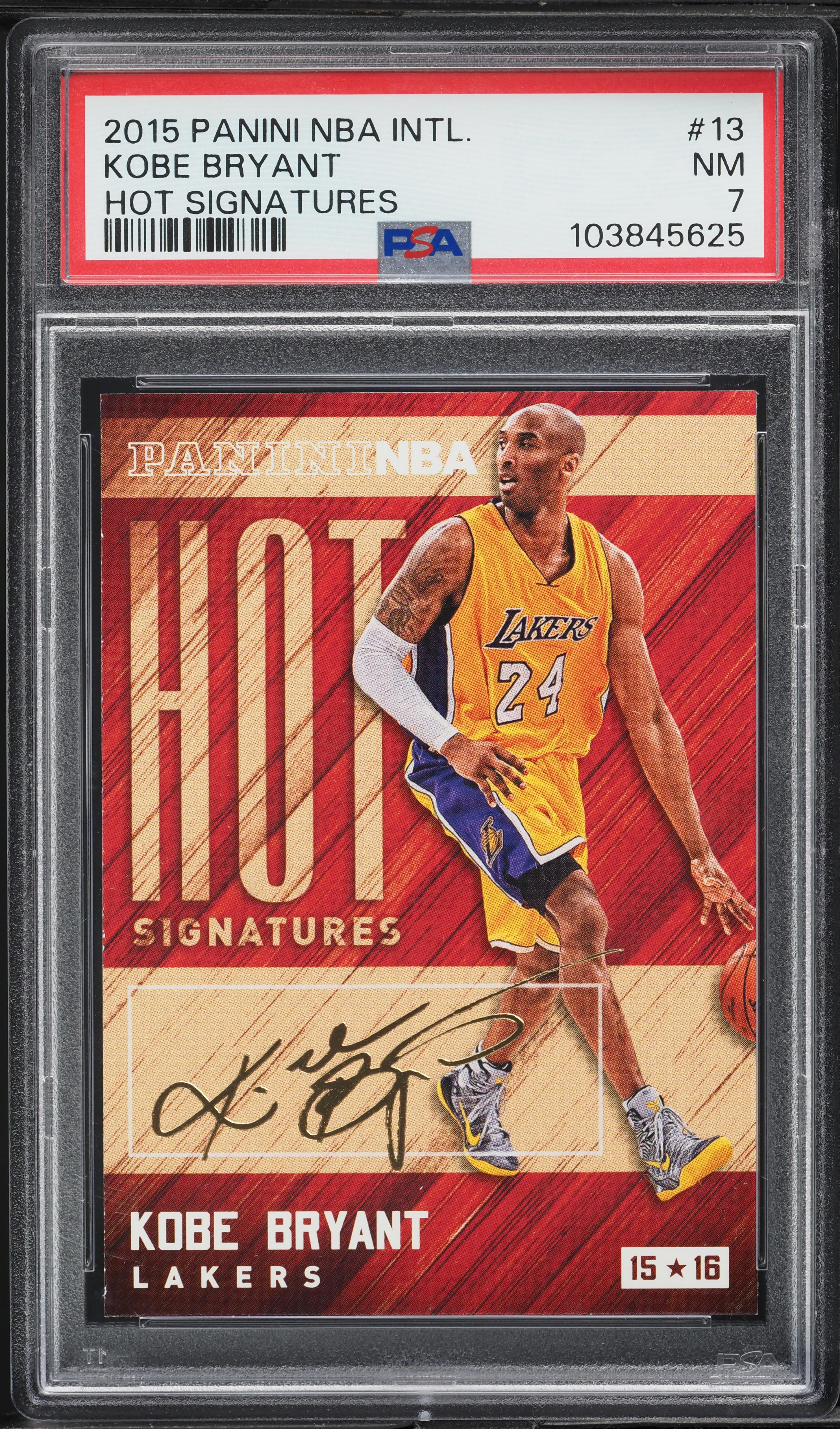 2015 Panini NBA International Hot Signatures Kobe Bryant #13 PSA 7 
