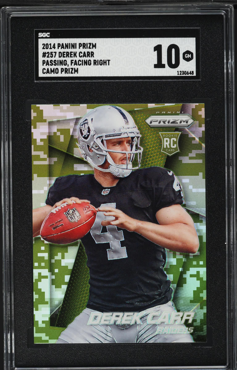 2014 Panini Prizm Passing Facing Right Camo Derek Carr ROOKIE #257 SGC 10 GEM