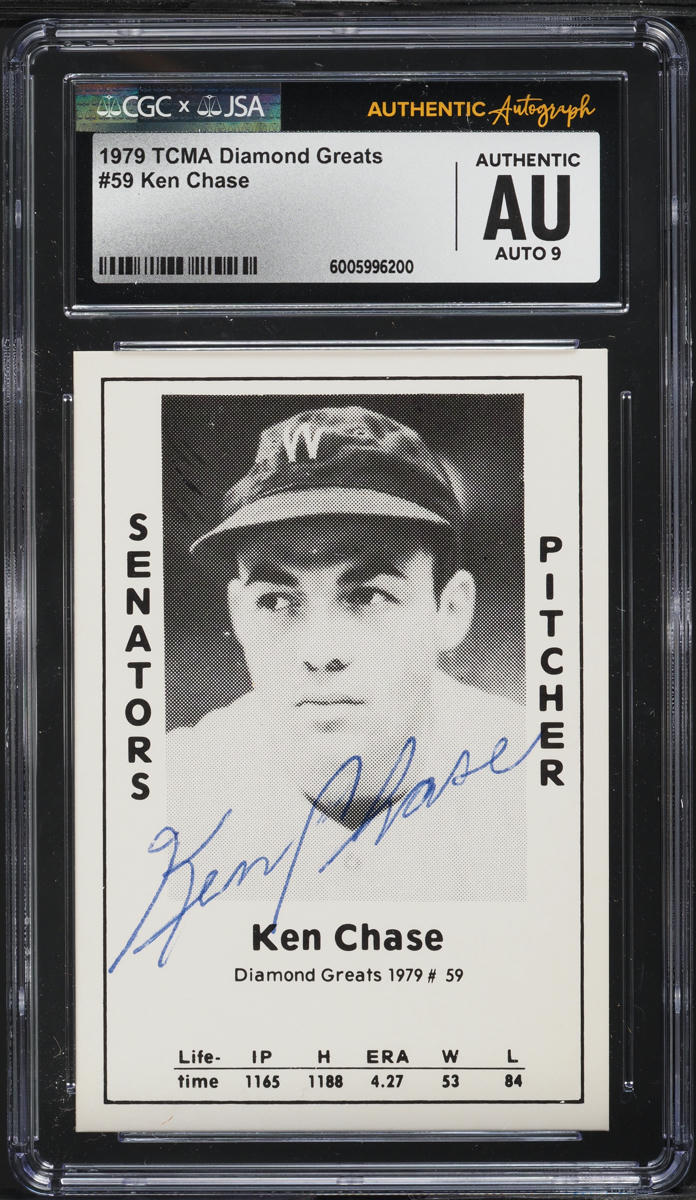 1979 TCMA Diamond Greats Ken Chase AUTO #59 CGC AUTH