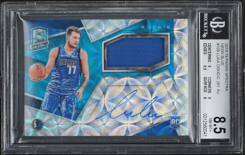 2018 National Treasures Emerald Luka Doncic ROOKIE PATCH AUTO /5