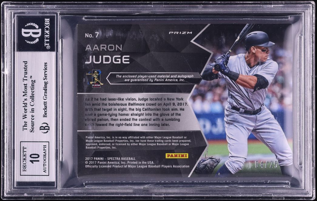 2017 Panini Spectra Neon Green Aaron Judge ROOKIE PATCH AUTO /25 #7 BGS 9 MINT