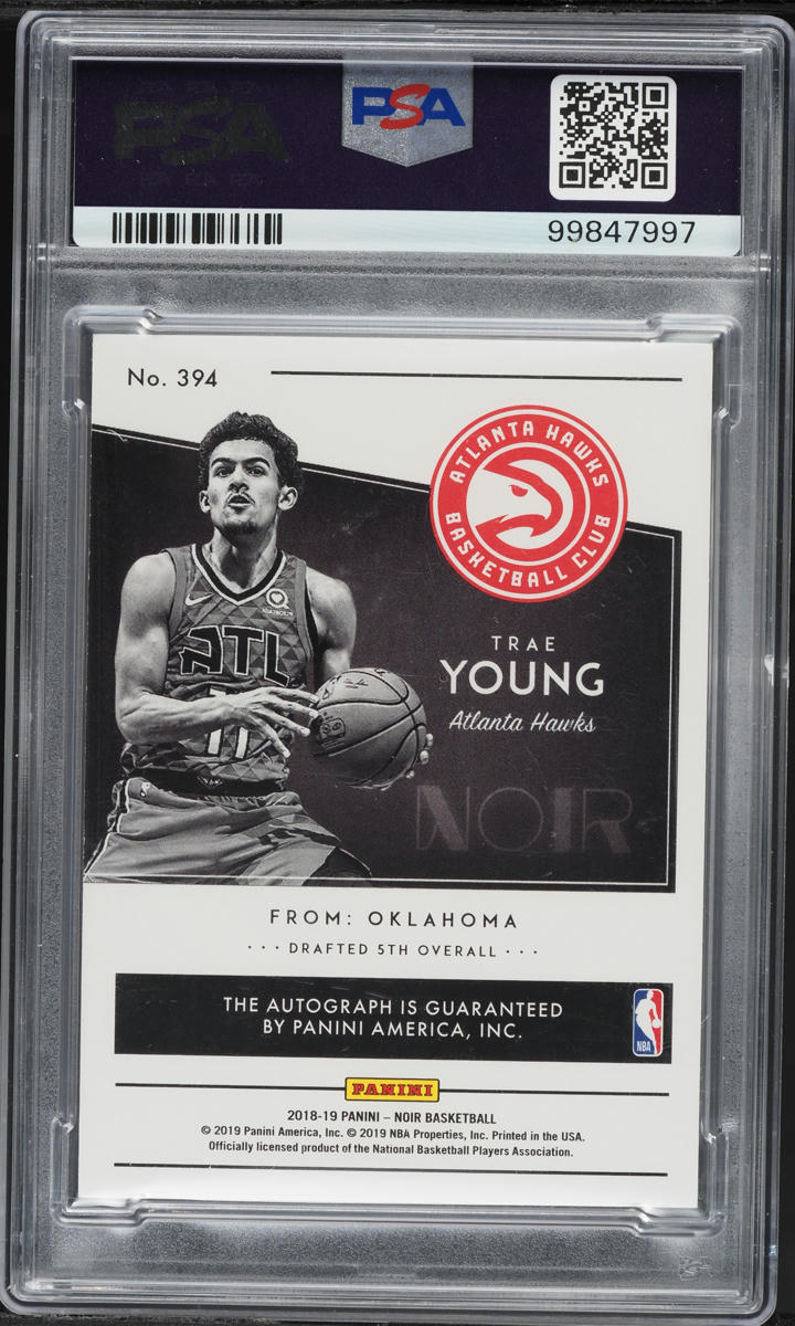 2018 Panini Noir Trae Young ROOKIE AUTO /99 #394 PSA 9 MINT on
