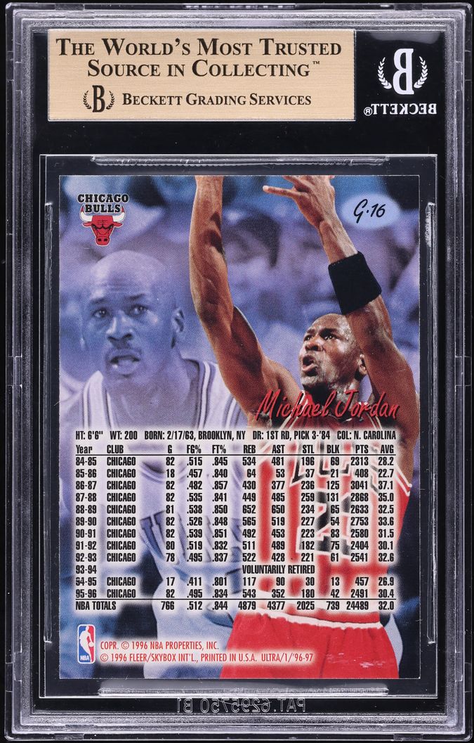 1996 Ultra Gold Medallion Michael Jordan #G16 BGS 9.5 GEM MINT