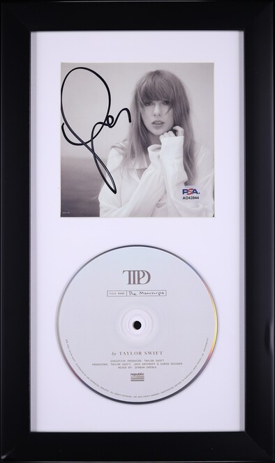 Taylor Swift Signed Autographed Framed CD Insert - JSA AUTH on