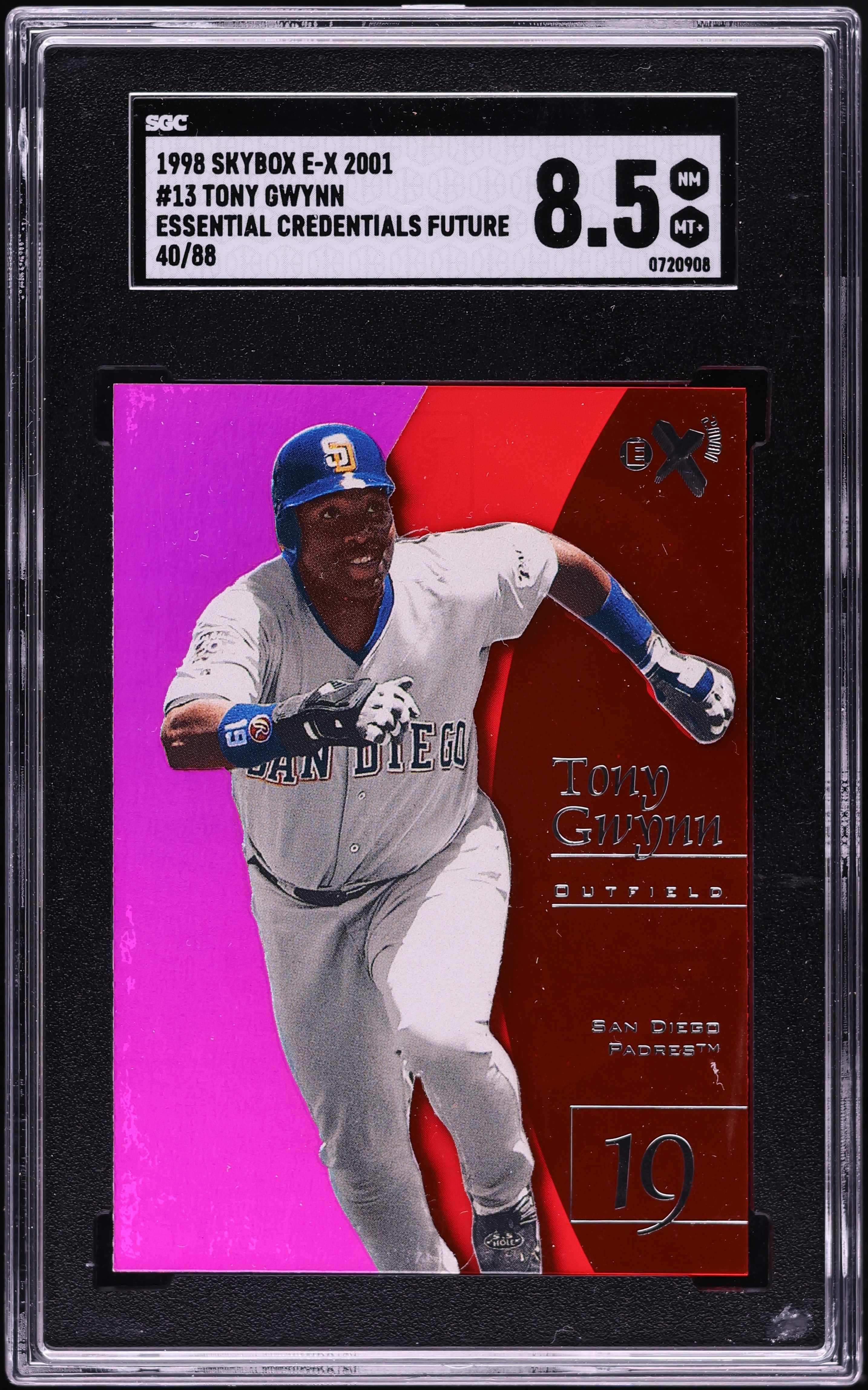 1998 Skybox E-X 2001 Essential Credentials Future Tony Gwynn /88