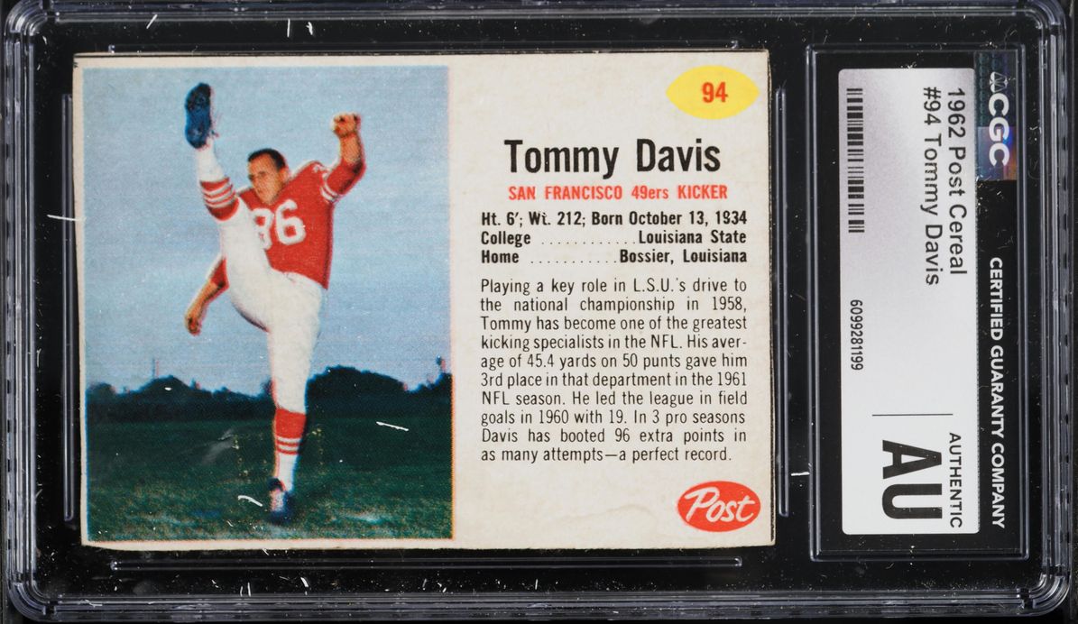 1962 Post Cereal Football Tommy Davis #94 CGC AUTH