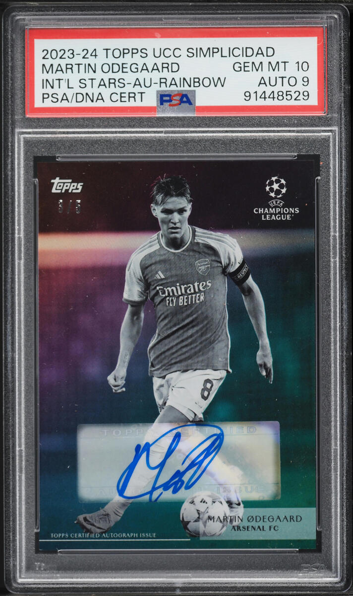 2023 Topps UEFA Simplicidad International Stars Rainbow Martin Odegaard AUTO DNA 9 /5 PSA 10