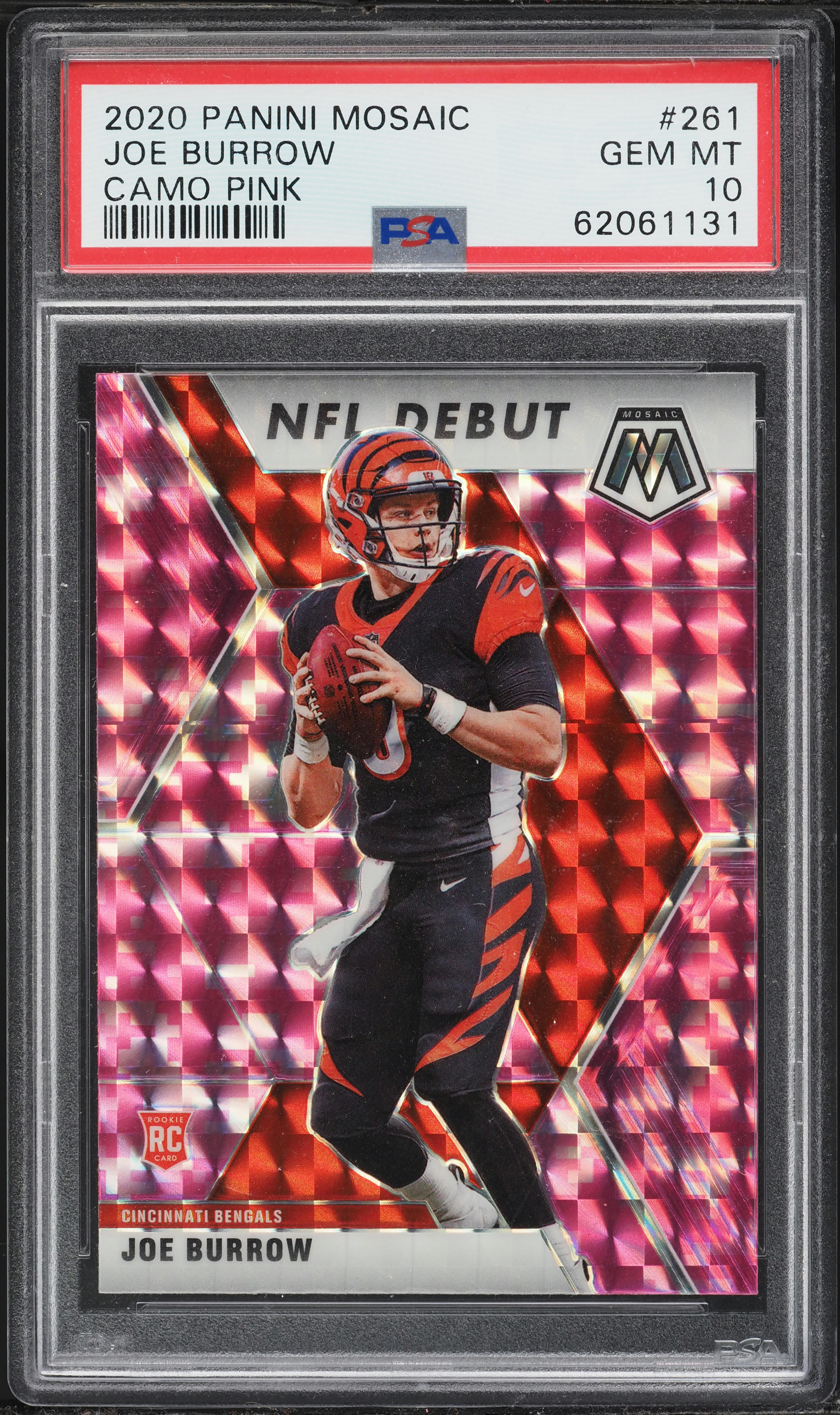 2020 Panini Mosaic Pink Camo Joe Burrow ROOKIE #261 PSA 10 GEM
