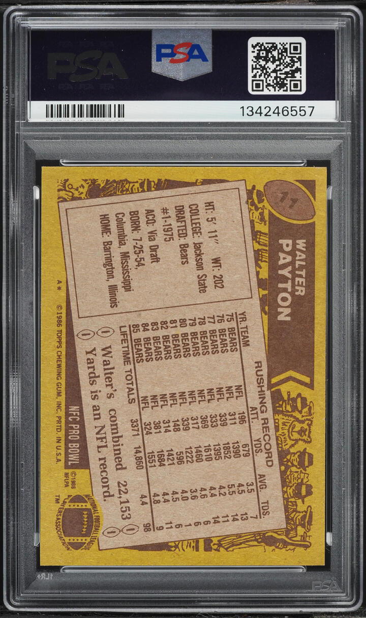 1986 Topps Football Walter Payton #11 PSA 8 NM-MT