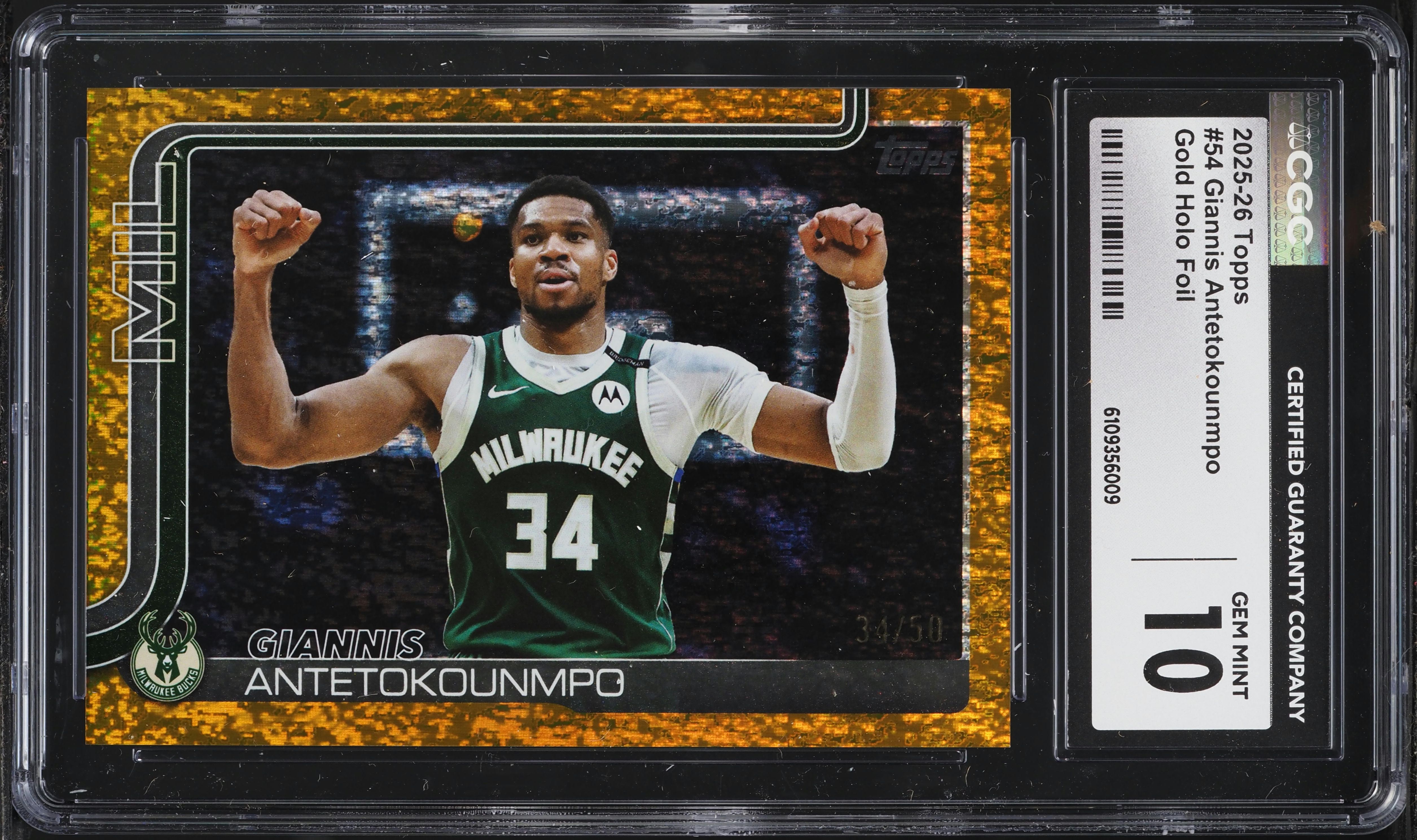 2025 Topps Gold Holo Foil Giannis Antetokounmpo /50 #54 CGC 10 GEM