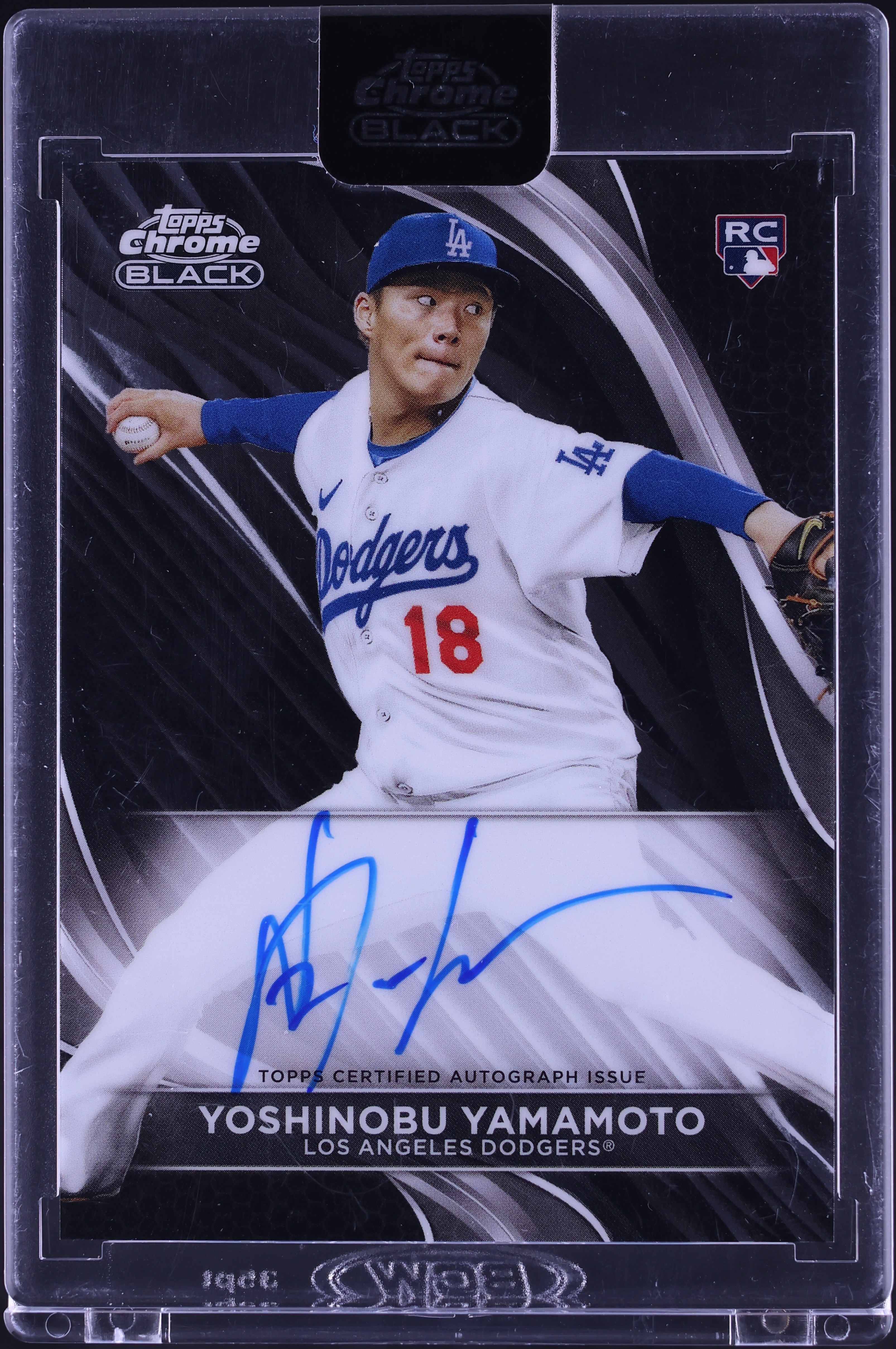 2024 Topps Chrome Black Yoshinobu Yamamoto ROOKIE AUTO #CBA-YY on 