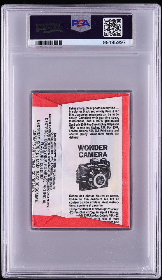 1976 O-Pee-Chee WHA Hockey Wax Pack PSA 8 NM-MT