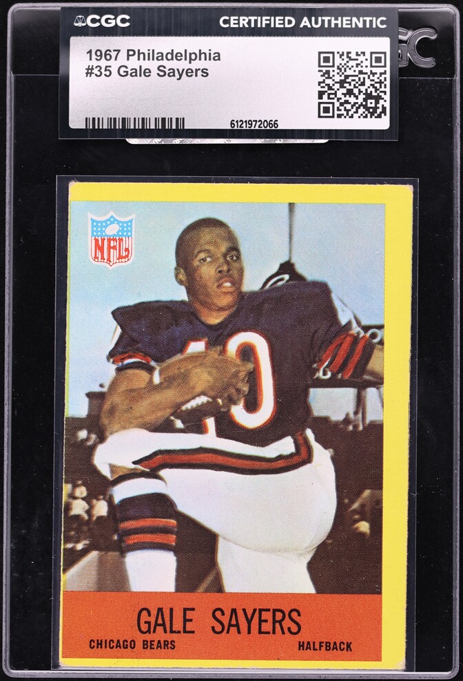 1967 Philadelphia Gale Sayers #35 CGC AUTH