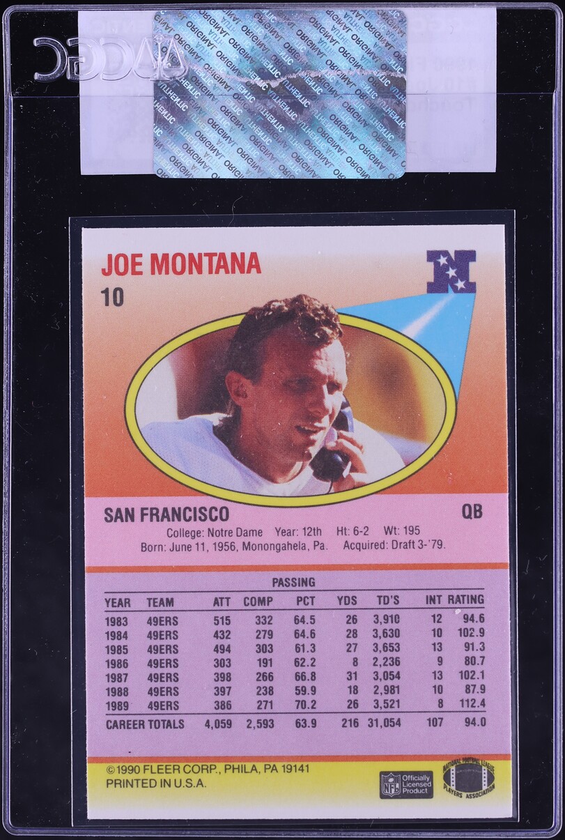 1990 Fleer Touchdown Error Joe Montana #10 CGC AUTH