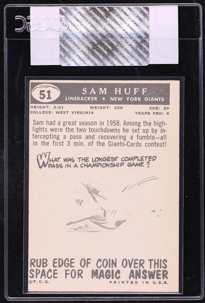 1959 Topps Football Sam Huff ROOKIE #51 CGC AUTH