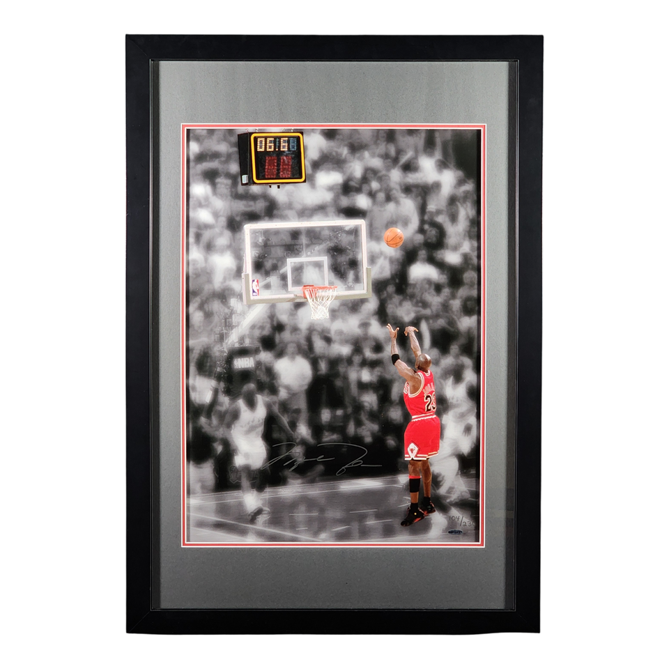Michael Jordan Signed Autographed Framed Last Shot Photograph /230