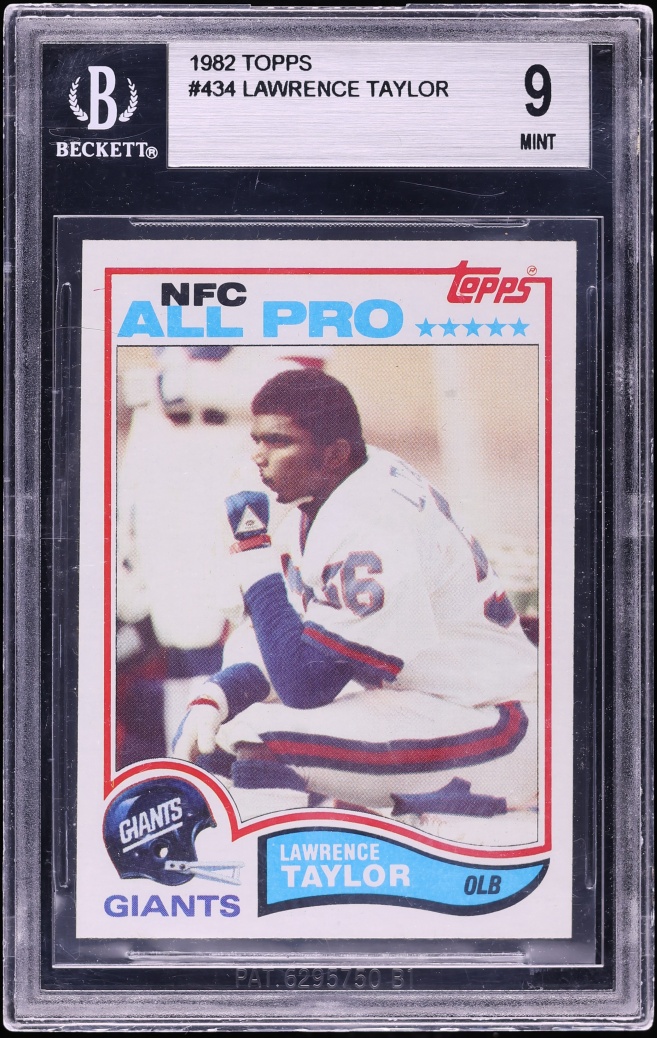 1982 Topps Football Lawrence Taylor ROOKIE, ALL-PRO #434 BGS 9 MINT