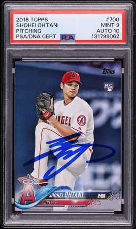 2018 Topps Hand On Helmet Shohei Ohtani ROOKIE AUTO DNA 10 /5 #700
