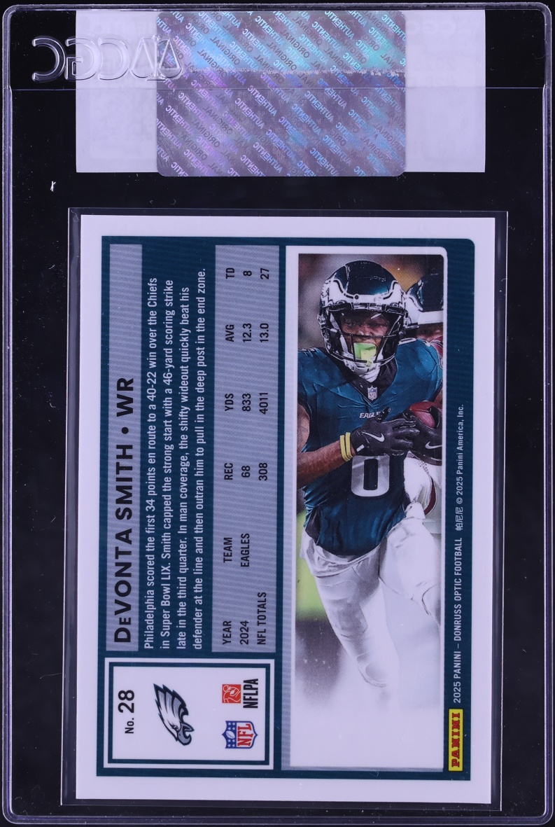 2025 Donruss Optic DeVonta Smith #28 CGC AUTH